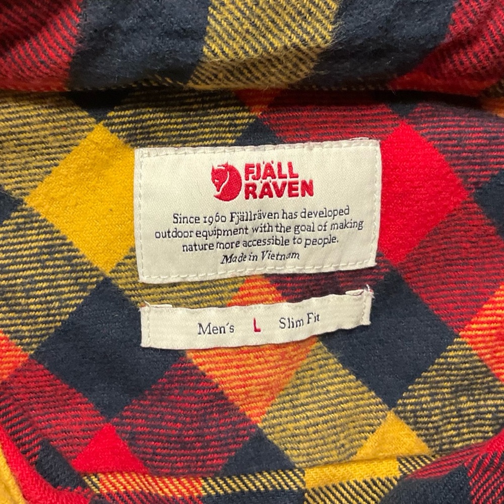 NWT Fjallraven Heavy Flannel Button Down Shirt Mens size Large Slim - Picture 4 of 10